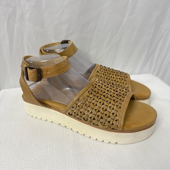 BED|STU Shoes - BED|STU Tan Woven Ankle-Strap Platform Sandals